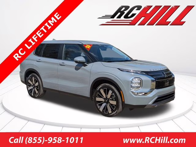 2026 Moonstone Gray Metallic Mitsubishi Outlander SE FWD SUV
