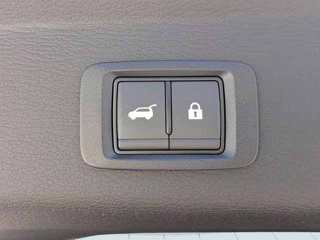 2026 Moonstone Gray Metallic Mitsubishi Outlander SE FWD SUV