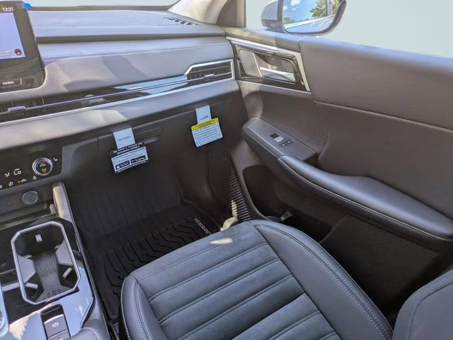 2026 Moonstone Gray Metallic Mitsubishi Outlander SE FWD SUV