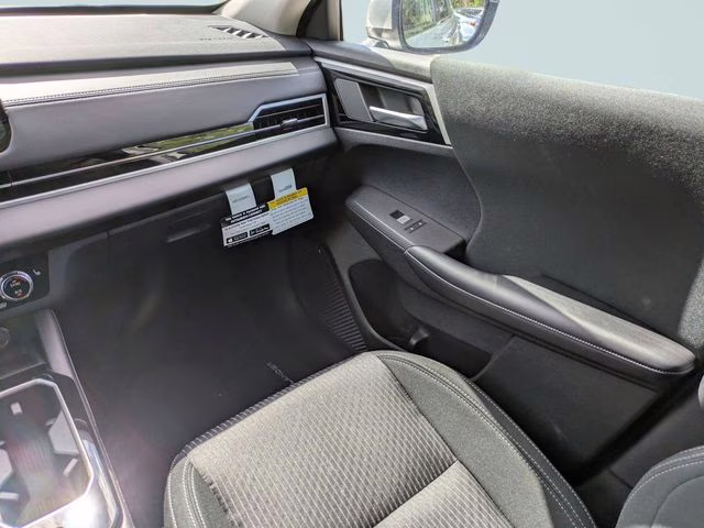 2026 Alloy Silver Metallic Mitsubishi Outlander ES AWD SUV