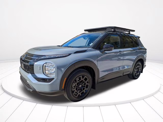 2026 Moonstone Gray/Black Roof Mitsubishi Outlander Trail Edition AWD SUV