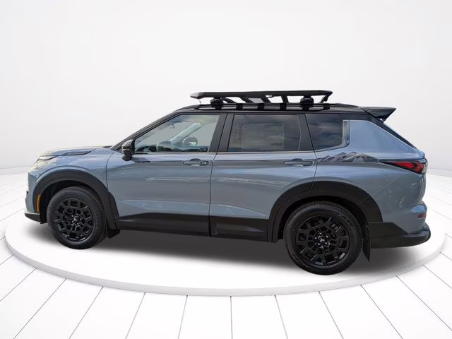 2026 Moonstone Gray/Black Roof Mitsubishi Outlander Trail Edition AWD SUV