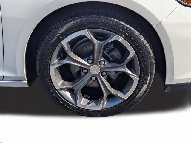 2023 Summit White Chevrolet Malibu LT FWD Sedan