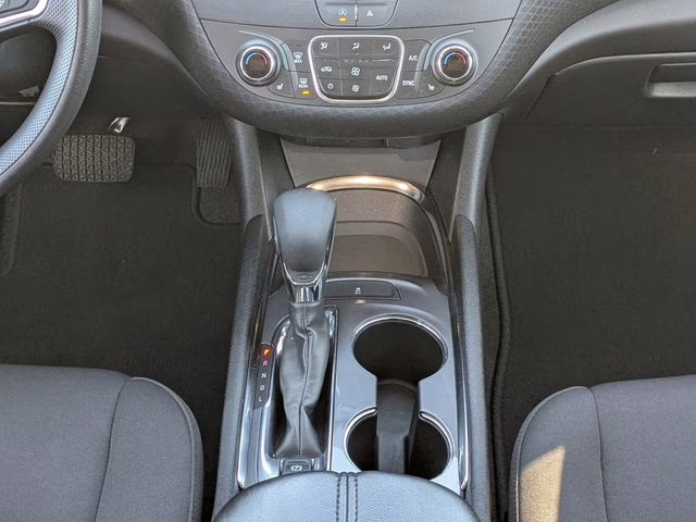 2023 Summit White Chevrolet Malibu LT FWD Sedan