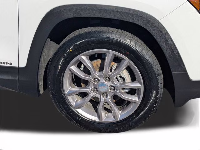 2022 Summit White GMC Terrain SLT FWD SUV