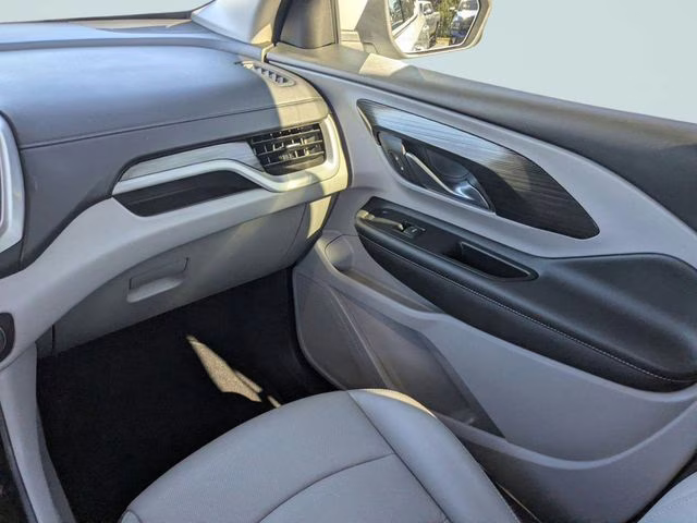 2022 Summit White GMC Terrain SLT FWD SUV