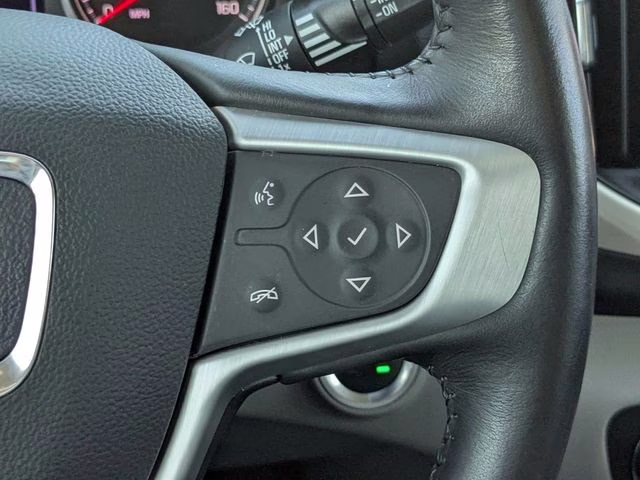 2022 Summit White GMC Terrain SLT FWD SUV