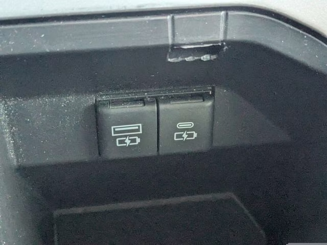 2022 Celestial Silver Metallic Toyota Camry LE AWD Sedan