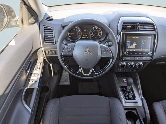 2026 Oak Brown Metallic Mitsubishi Outlander Sport 2.0 SE 4X4 SUV