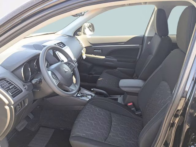 2026 Labrador Black Pearl Mitsubishi Outlander Sport 2.0 ES 4X4 SUV