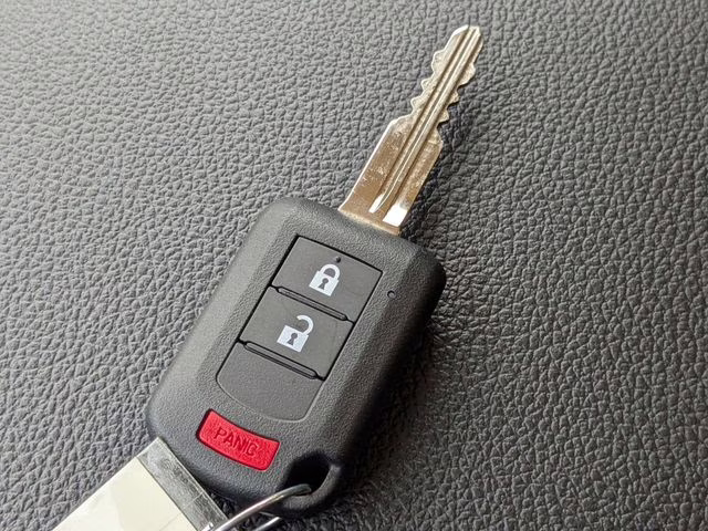 2026 Labrador Black Pearl Mitsubishi Outlander Sport 2.0 ES 4X4 SUV