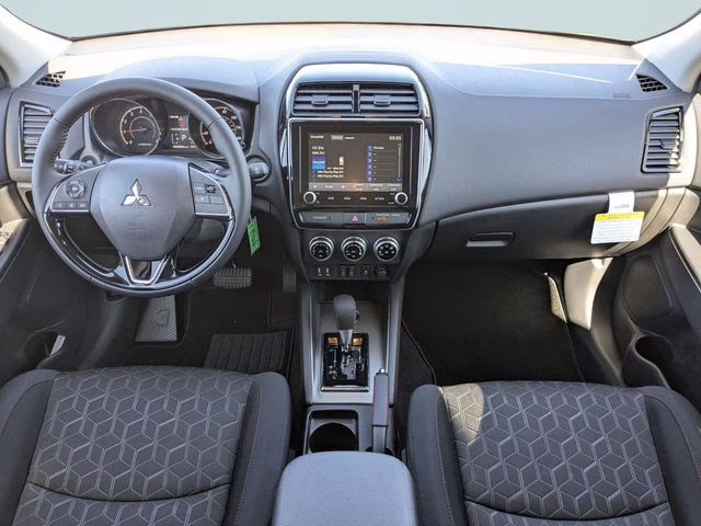 2026 Labrador Black Pearl Mitsubishi Outlander Sport 2.0 LE 4X4 SUV