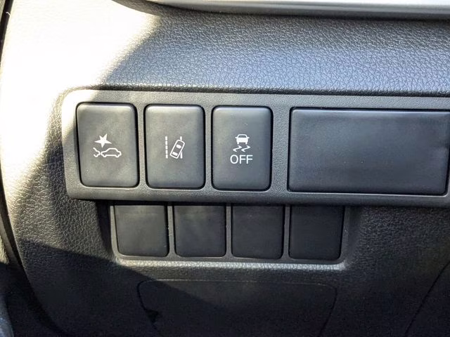 2026 White Diamond Mitsubishi Eclipse Cross ES 4X4 SUV