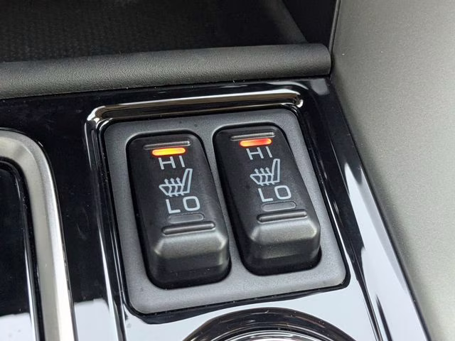 2026 Alloy Silver Metallic Mitsubishi Eclipse Cross LE 4X4 SUV