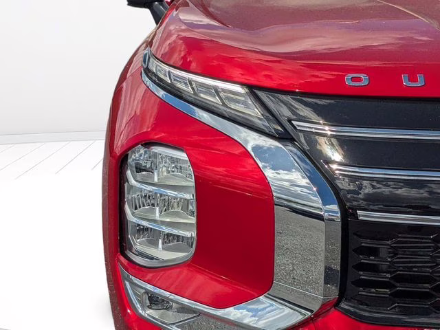 2026 Red Diamond Mitsubishi Outlander SE FWD SUV