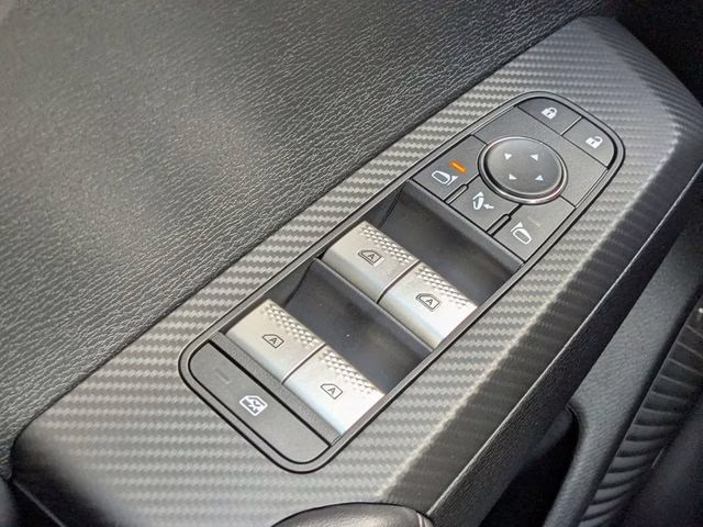 2026 White Diamond Mitsubishi Outlander SE FWD SUV