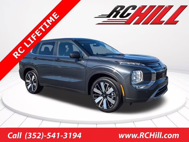 2026 Graphite Gray Mitsubishi Outlander SE FWD SUV