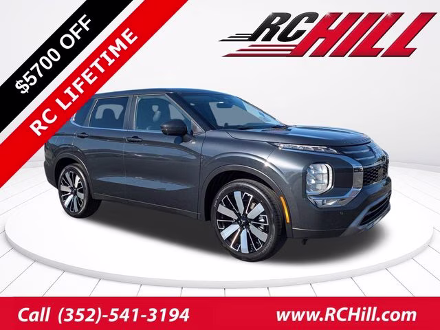 2026 Graphite Gray Mitsubishi Outlander SE FWD SUV