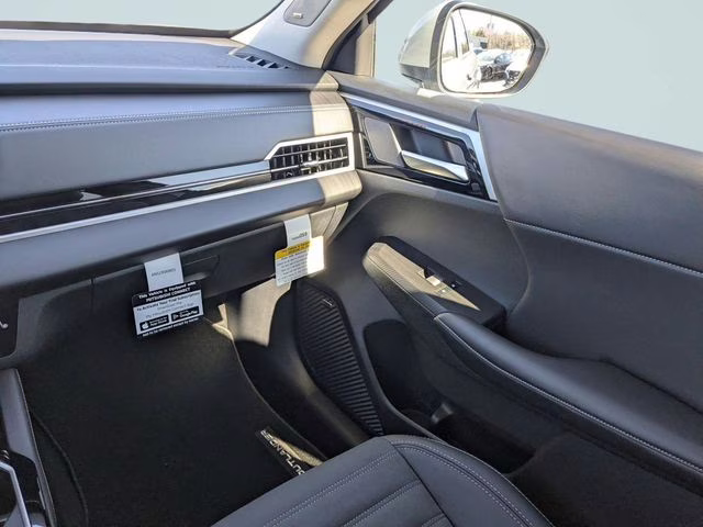 2026 Moonstone Gray Metallic Mitsubishi Outlander SE FWD SUV