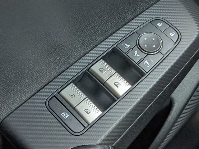 2026 Moonstone Gray Metallic Mitsubishi Outlander SE FWD SUV