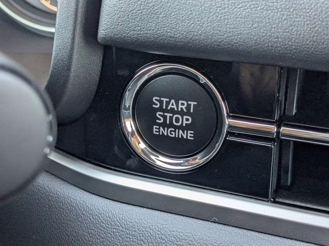 2026 Moonstone Gray Metallic Mitsubishi Outlander SE FWD SUV