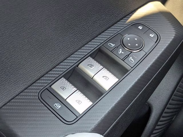 2026 Moonstone Gray Metallic Mitsubishi Outlander SE FWD SUV