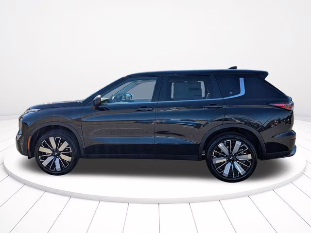 2026 Black Diamond Mitsubishi Outlander SE FWD SUV