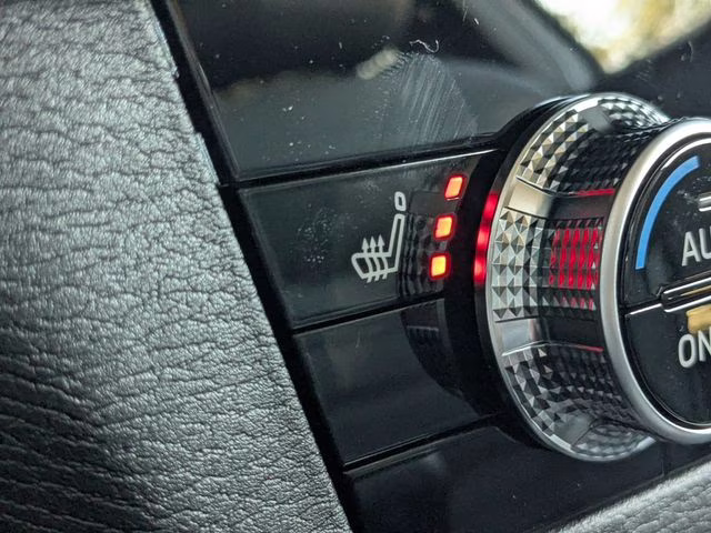 2026 Moonstone Gray Metallic Mitsubishi Outlander SE FWD SUV