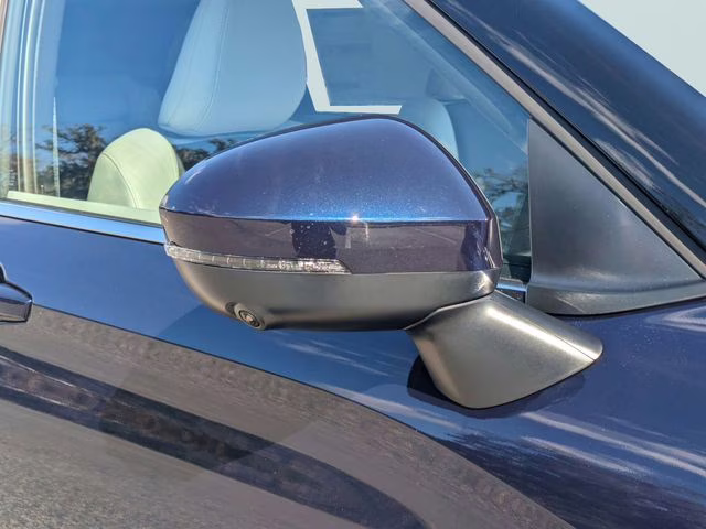 2026 Cosmic Blue Metallic Mitsubishi Outlander SE FWD SUV