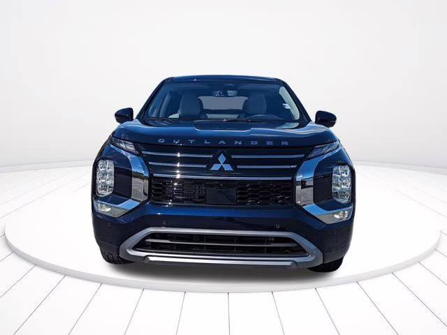 2026 Cosmic Blue Metallic Mitsubishi Outlander SE FWD SUV