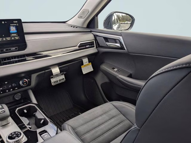 2026 Moonstone Gray/Black Roof Mitsubishi Outlander Trail Edition AWD SUV