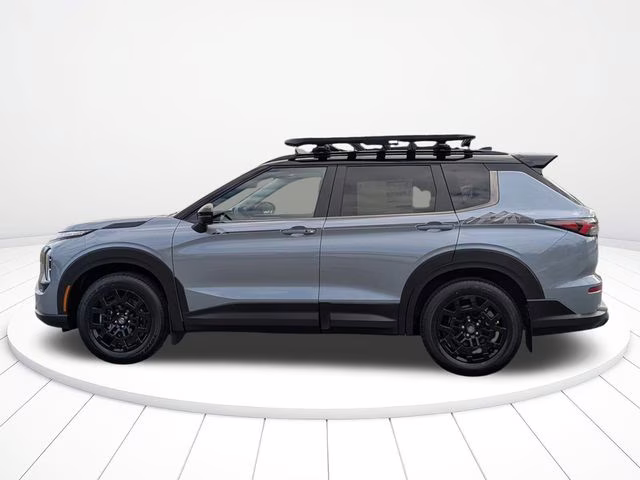 2026 Moonstone Gray/Black Roof Mitsubishi Outlander Trail Edition AWD SUV