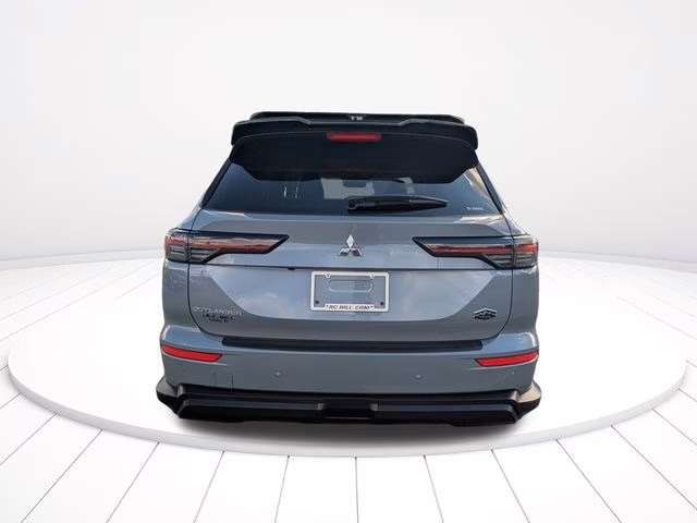 2026 Moonstone Gray/Black Roof Mitsubishi Outlander Trail Edition AWD SUV