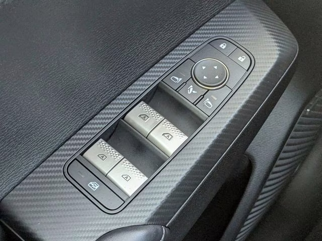 2026 White Diamond/Black Roof Mitsubishi Outlander Trail Edition AWD SUV