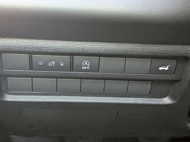 2026 White Diamond/Black Roof Mitsubishi Outlander Trail Edition AWD SUV