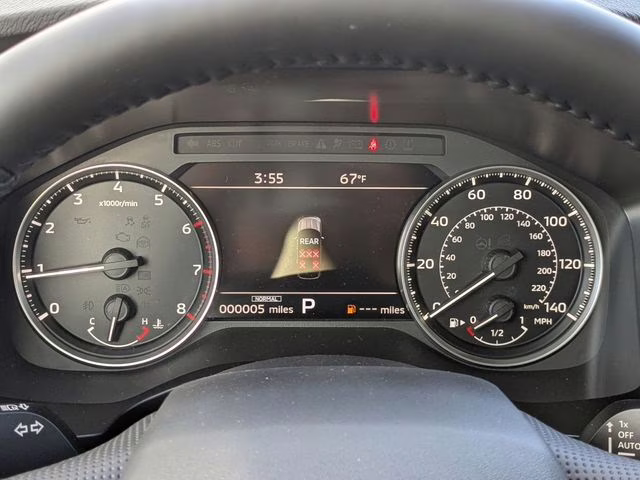 2026 White Diamond/Black Roof Mitsubishi Outlander Trail Edition AWD SUV