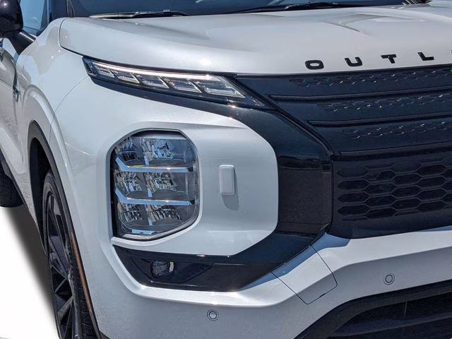2025 White Diamond Mitsubishi Outlander PHEV SEL Black Edition AWD SUV