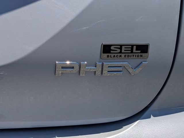2025 White Diamond Mitsubishi Outlander PHEV SEL Black Edition AWD SUV