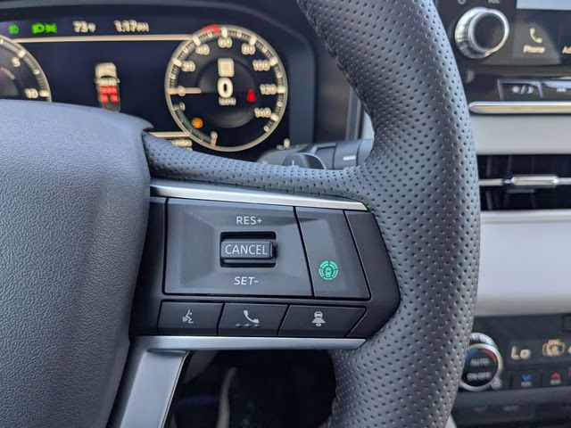 2025 Alloy Silver Metallic Mitsubishi Outlander PHEV SEL AWD SUV