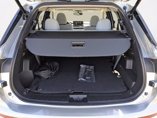 2025 Alloy Silver Metallic Mitsubishi Outlander PHEV SEL AWD SUV