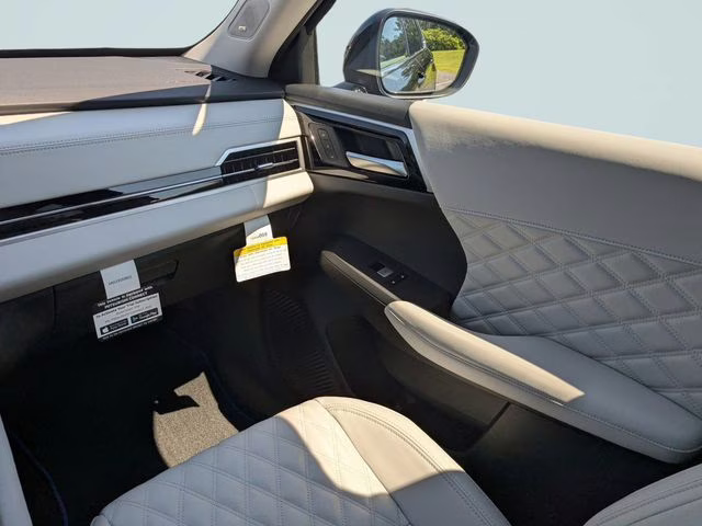 2025 Blck Diamond/Alloy Silver Mitsubishi Outlander PHEV SEL Platinum Edition AWD SUV