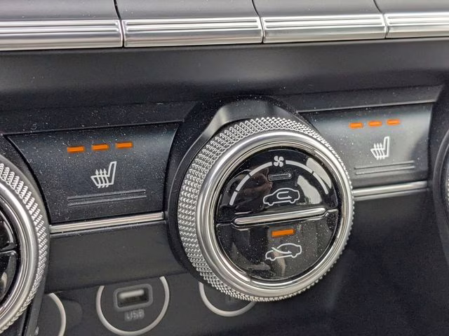 2022 Siberian Ice Genesis G70 2.0T RWD Sedan