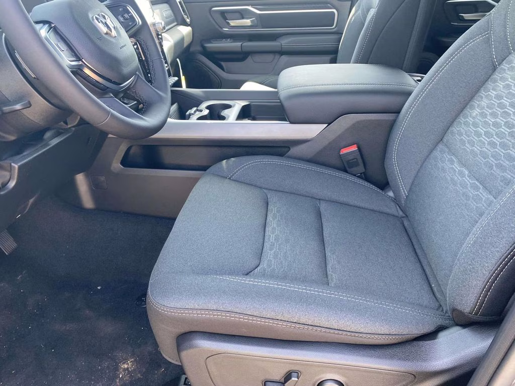 2026 Granite Crystal Metallic Clearcoat Ram 1500 Big Horn/Lone Star 4X4 Truck