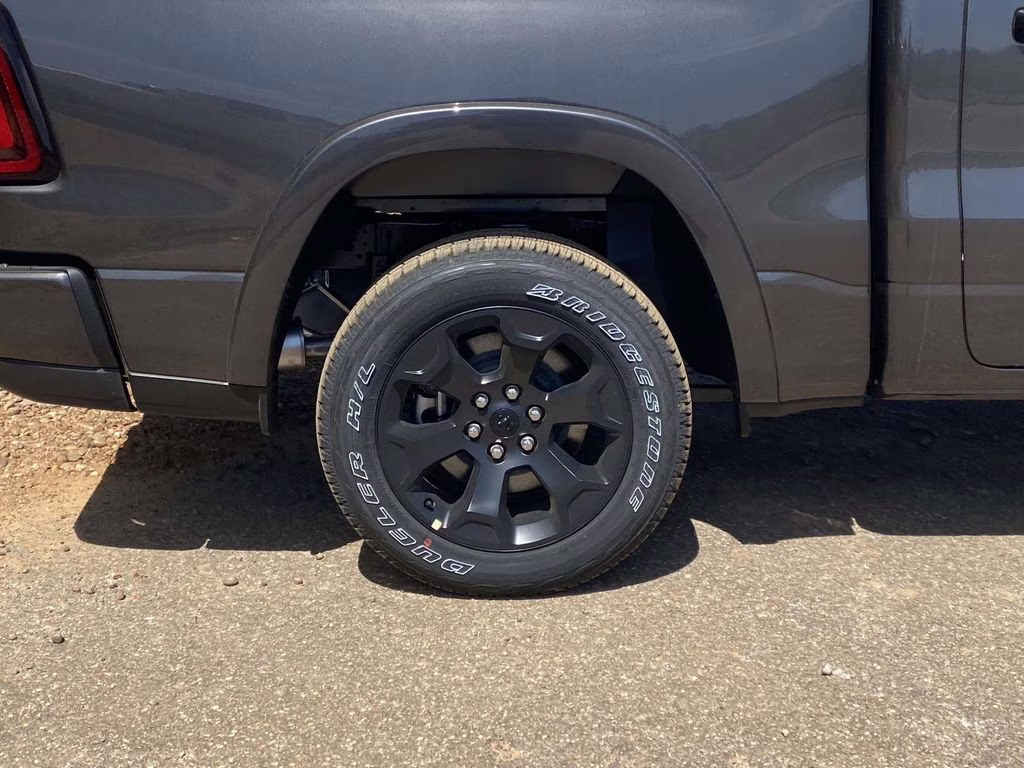 2026 Granite Crystal Metallic Clearcoat Ram 1500 Big Horn/Lone Star 4X4 Truck