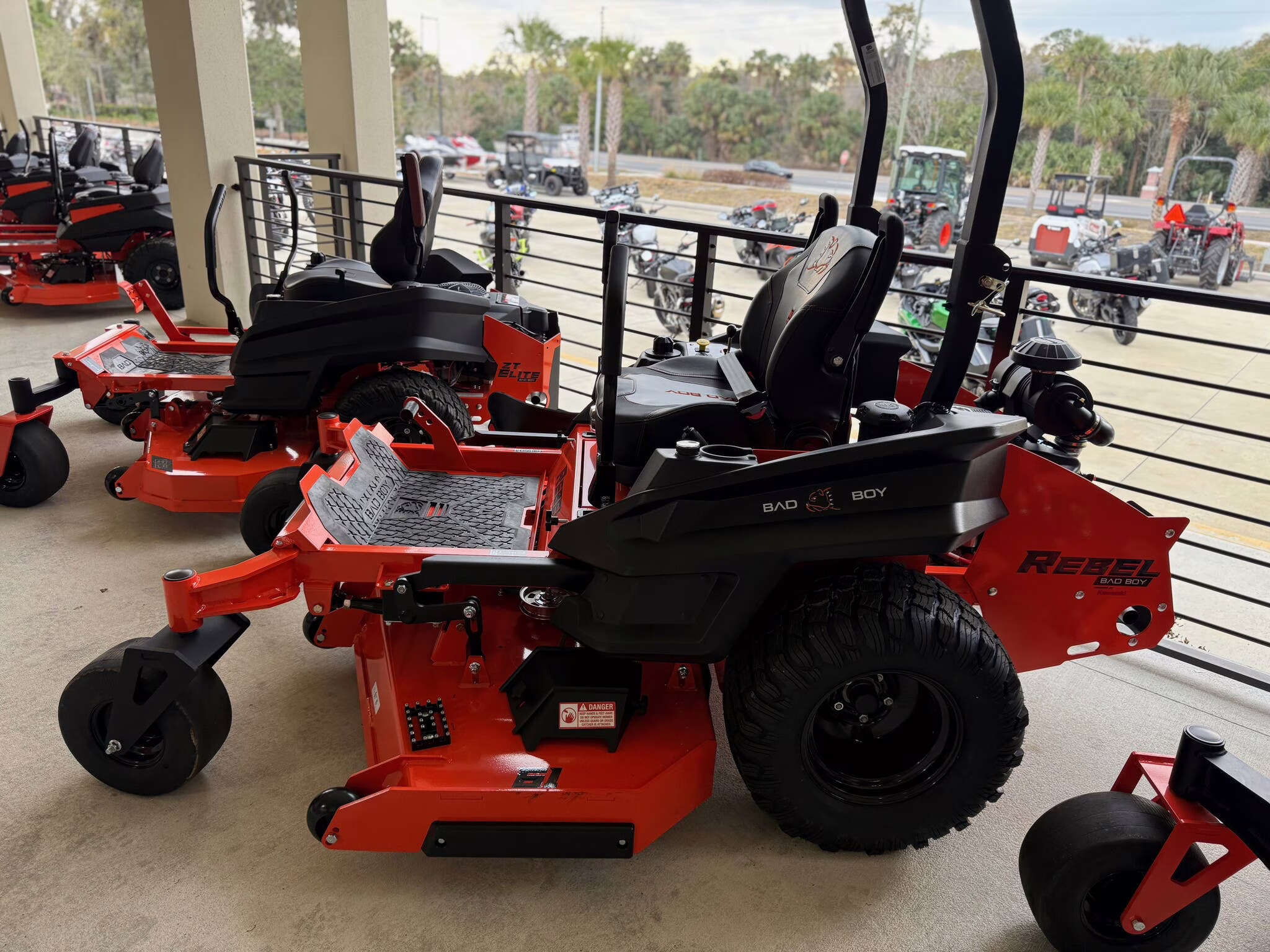 2026 Bad Boy Mowers Outlaw Rebel 61 Lawn Mower