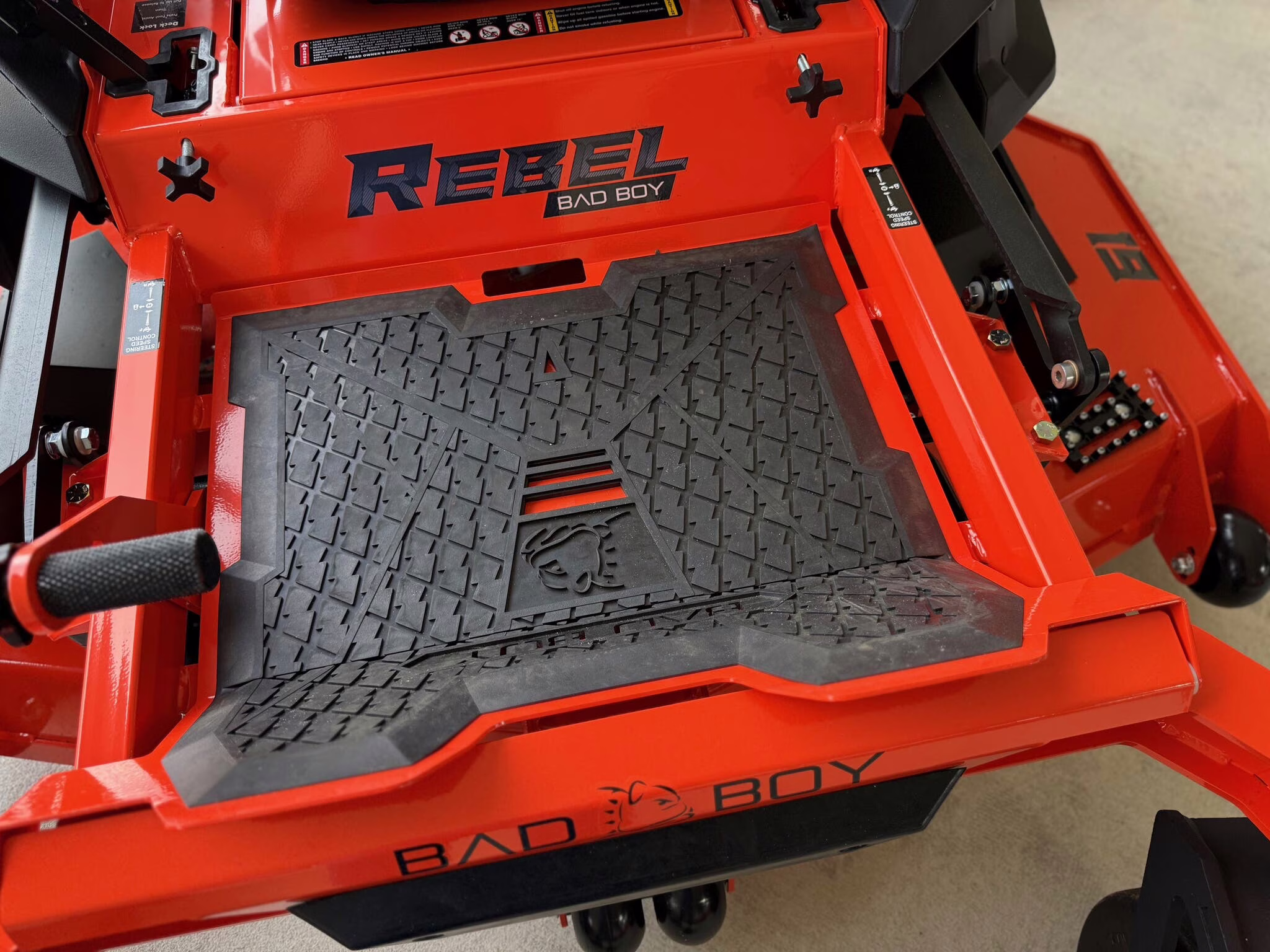 2026 Bad Boy Mowers Outlaw Rebel 61 Lawn Mower