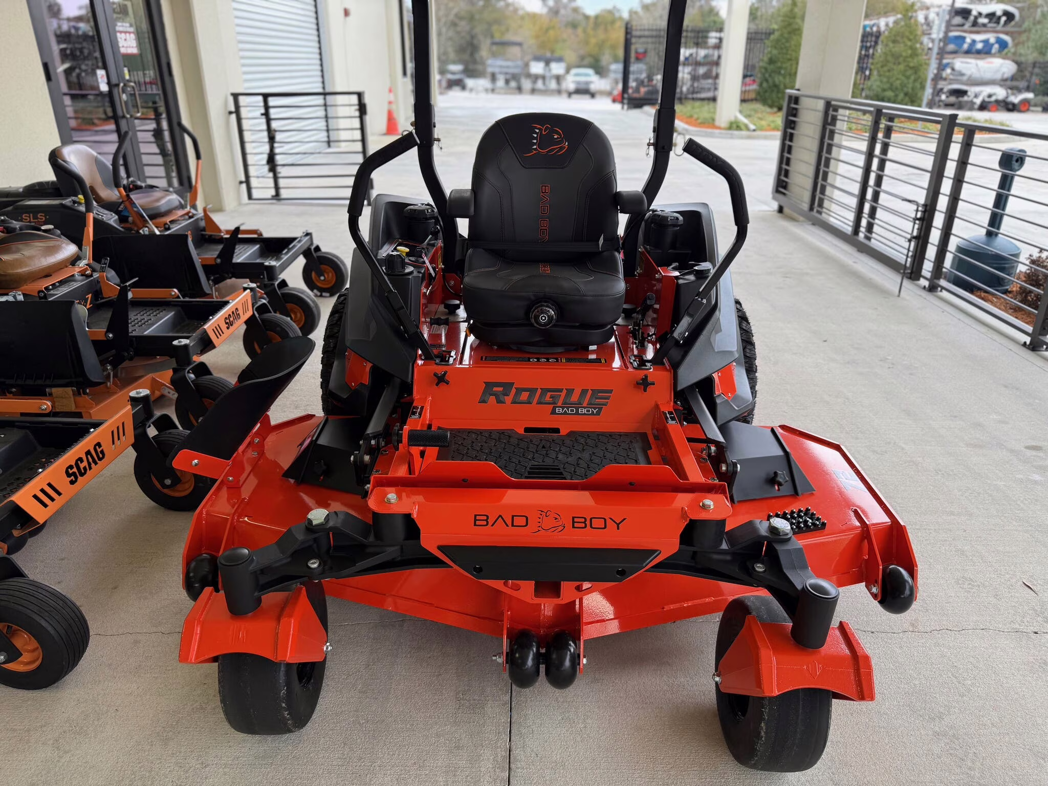 2026 Bad Boy Mowers Outlaw Rogue 72 Lawn Mower