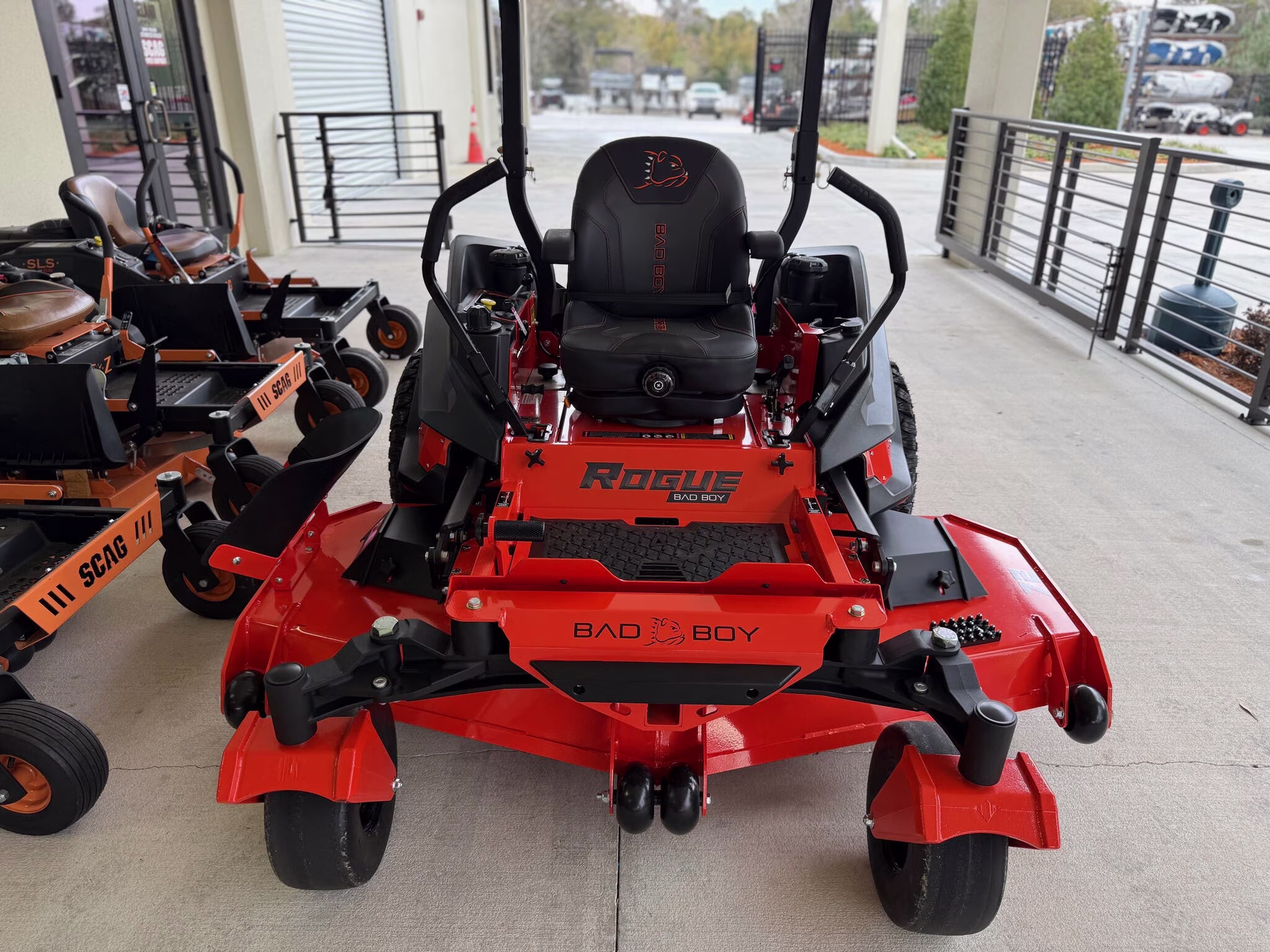 2026 Bad Boy Mowers Outlaw Rogue 72 Lawn Mower