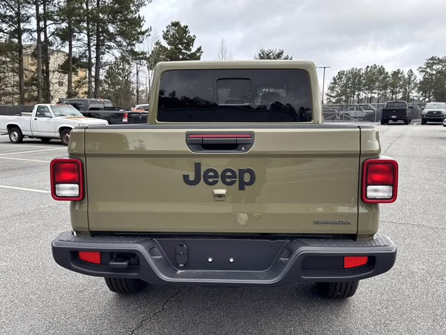 2026 41 Jeep Gladiator Sahara 4X4 Truck