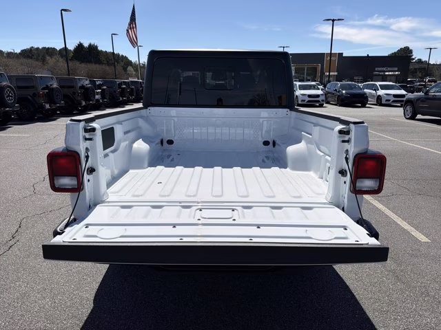 2026 Bright White Clearcoat Jeep Gladiator Sport S 4X4 Truck